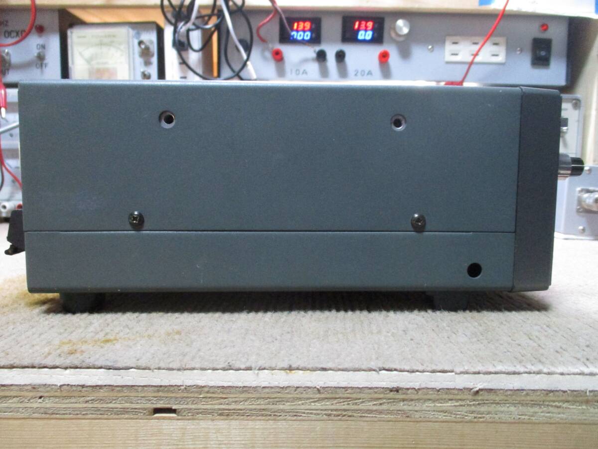 ICOM IC-731HF100W машина. ремонт товар 