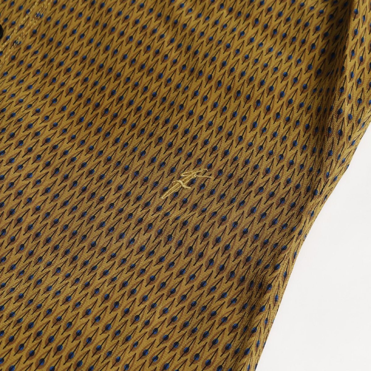  Salvatore Ferragamo бренд off Salvatore Ferragamo шелк One-piece б/у женский 