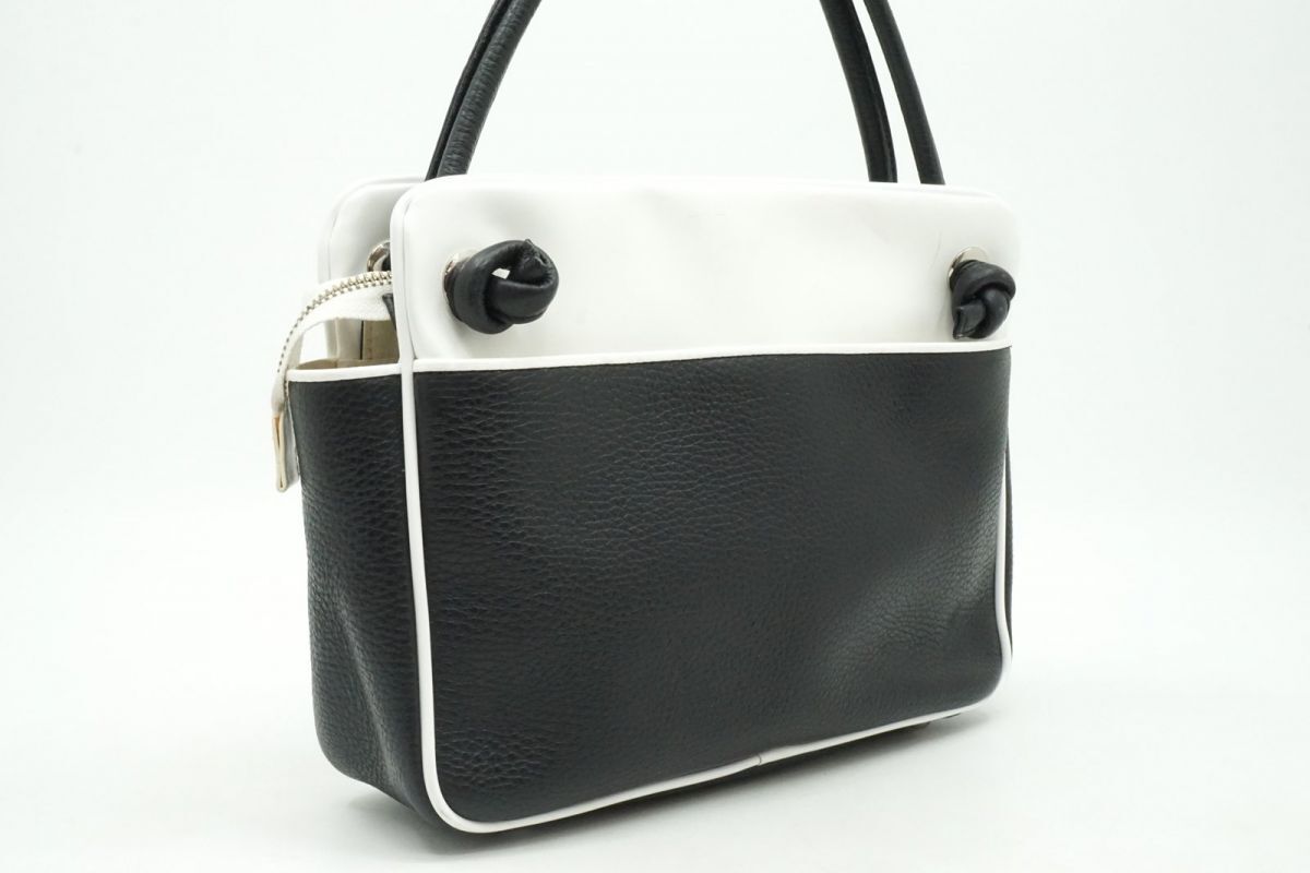  Courreges Vintage ручная сумочка большая сумка Logo кожа bai цвет чёрный черный белый белый Courreges 4360h