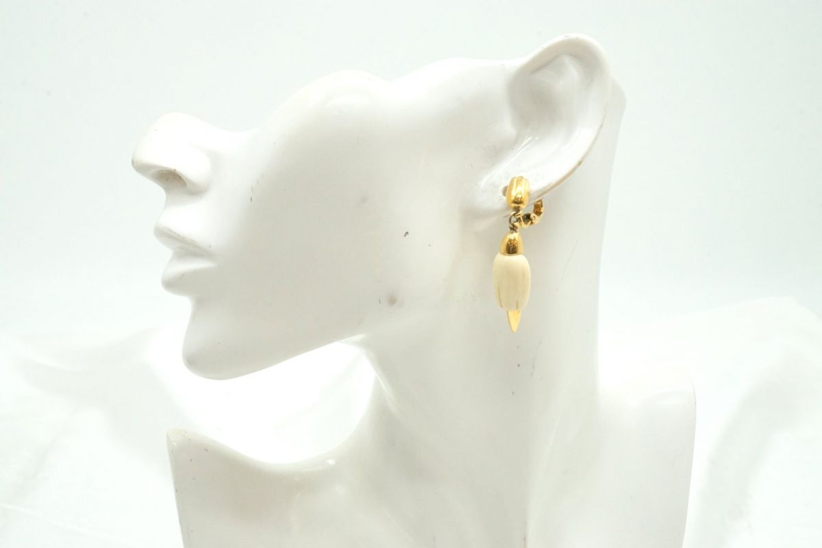 ジバンシィ ヴィンテージ スウィング イヤリング バイカラー 金 ゴールド 白 ホワイト GIVENCHY 4440j_画像2