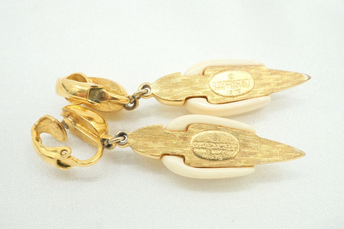 ジバンシィ ヴィンテージ スウィング イヤリング バイカラー 金 ゴールド 白 ホワイト GIVENCHY 4440j_画像8