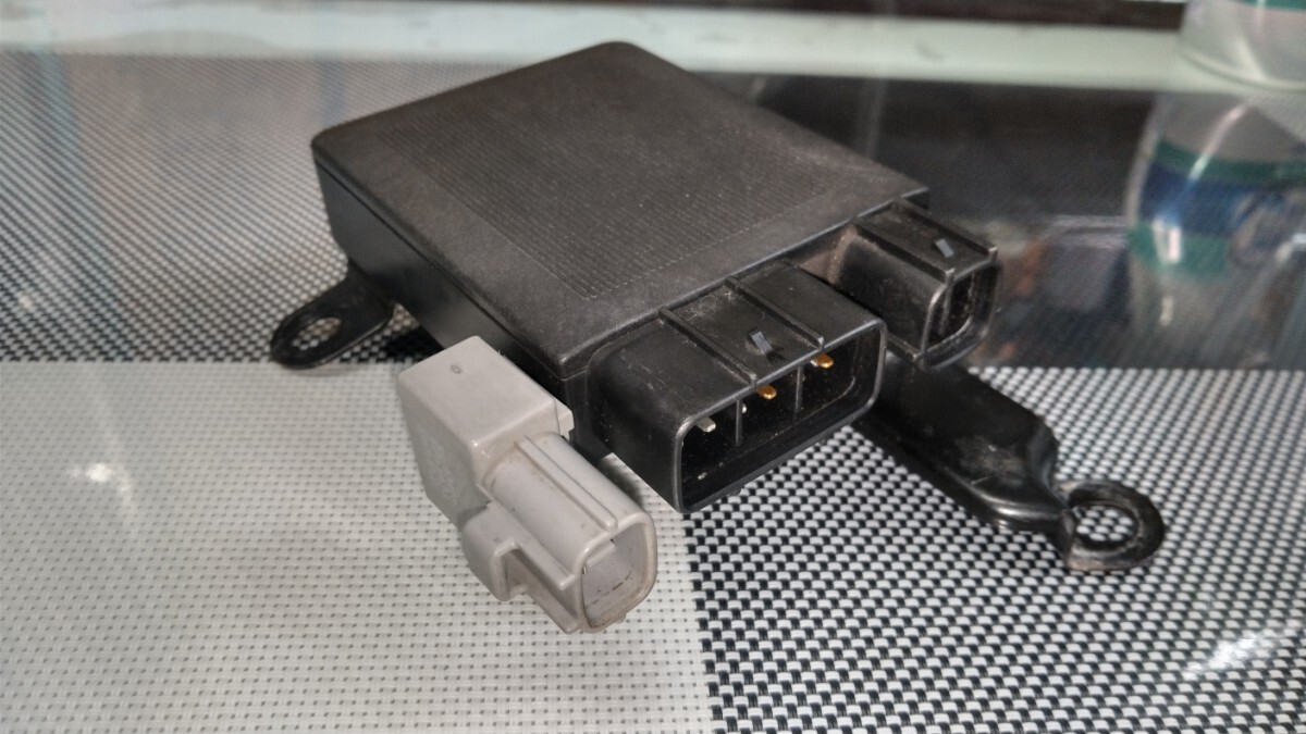 JZZ30 ソアラ 前期 中古 イグナイター 89621-22020 89621-22030 JZA70 JZX81 JZX90 JZA80 前期 JZS147 ★清掃済み★送料無料 スペアにぜひ!_画像5