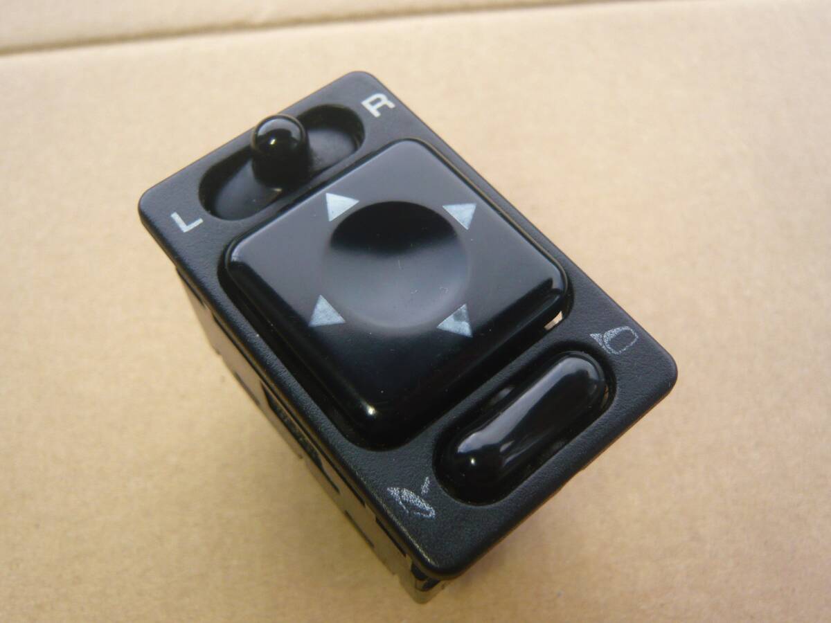 R32 スカイライン GT-R BNR32 ドアミラースイッチ_画像2