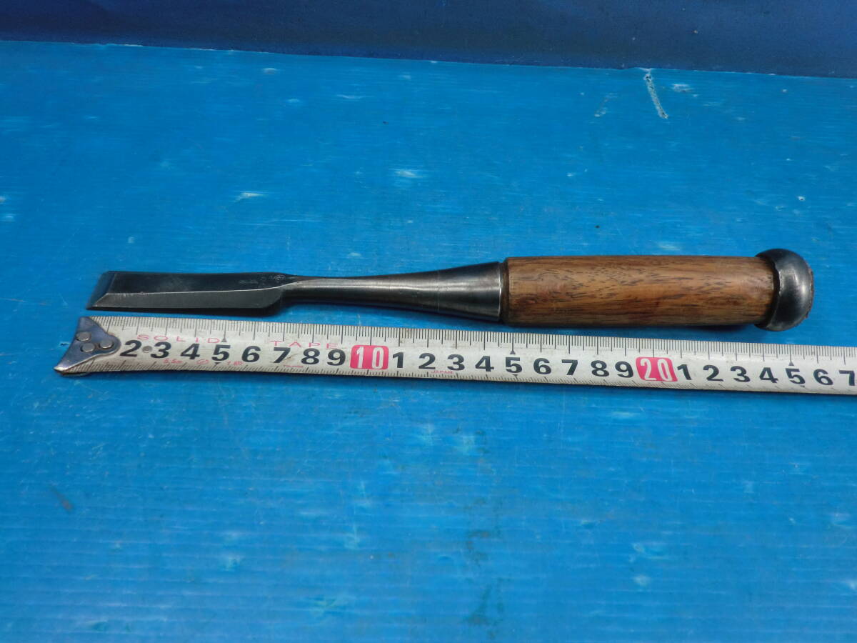 ハ11/18-7　鑿 在銘有 大工道具 建築大工 宮大工 建具 職人 _画像9