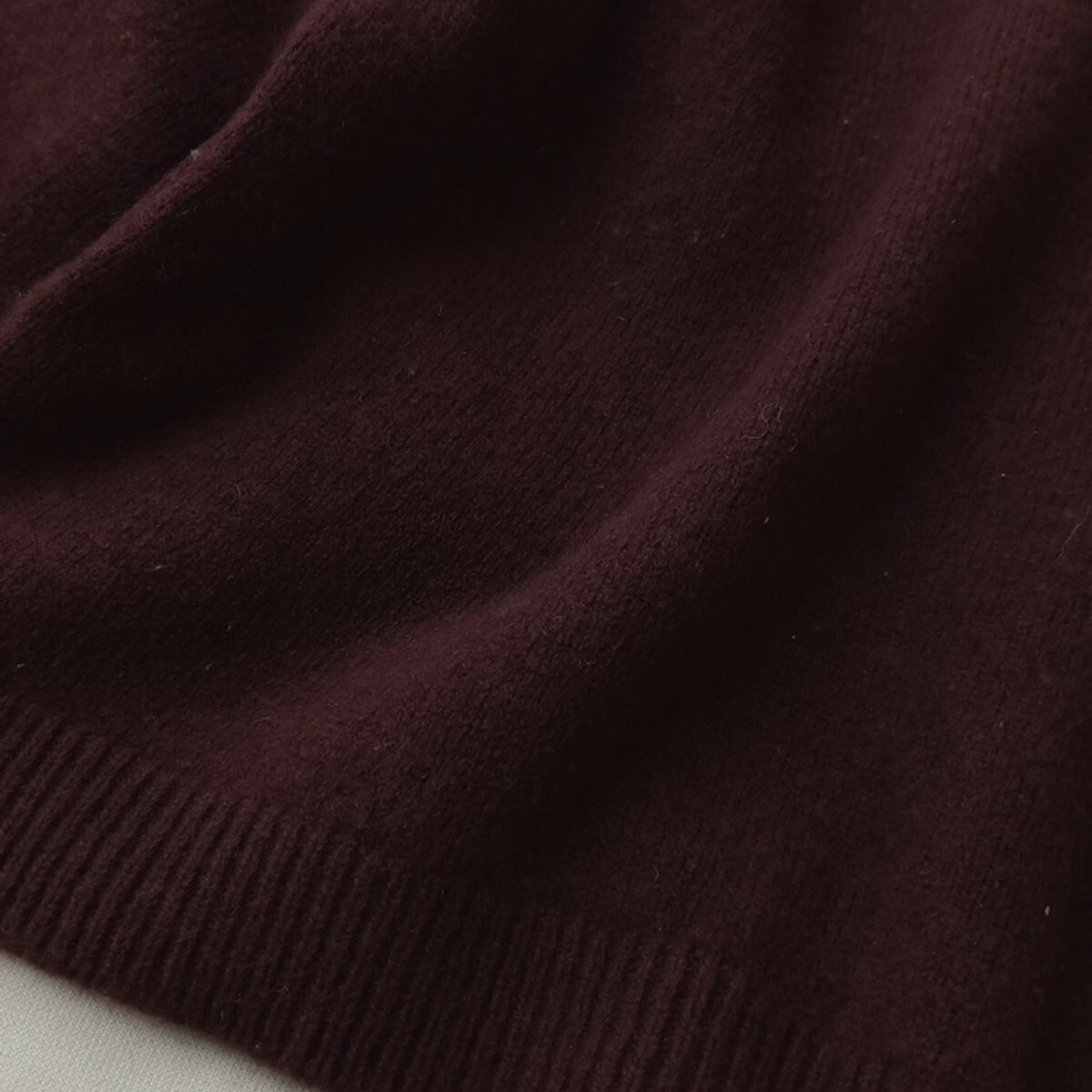 MARGARET HOWELL「いつの時代も色あせない。」カシミヤブレンド ウール ニット セーター 肩ボタン Ⅱ バーガンディ(36M＋8704)☆_画像3