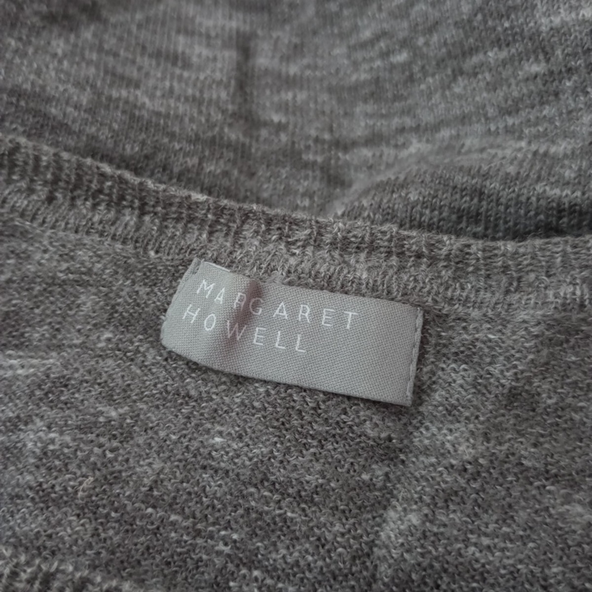 MARGARET HOWELL「ほらほら、もたもた朝から迷わない。」アルパカ×ウール×リネン 肩ボタン ニット 長袖 モカブラウン(35M＋8138)_画像4
