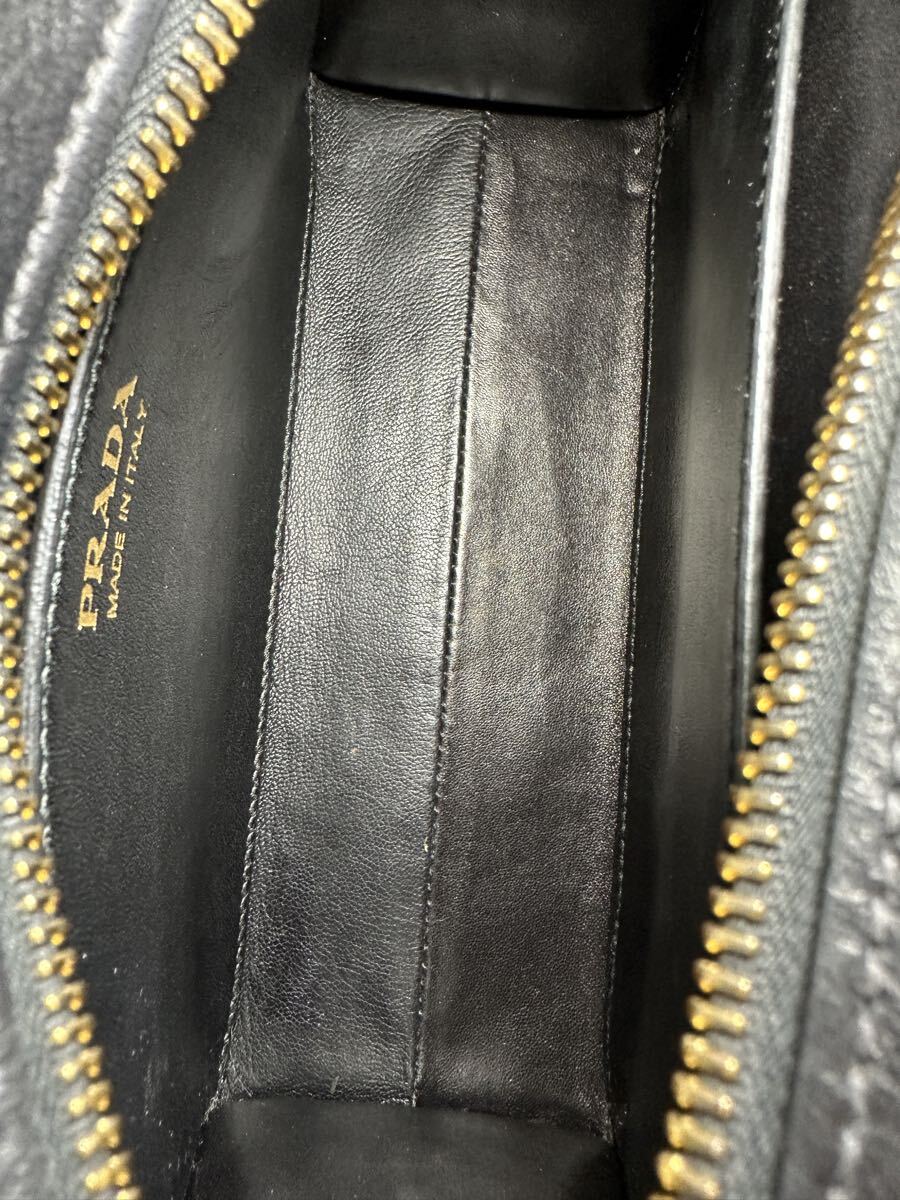 【1円スタート】【超美品】プラダ エスプラナード ショルダーバッグ サフィアーノレザー 赤、黒_画像9