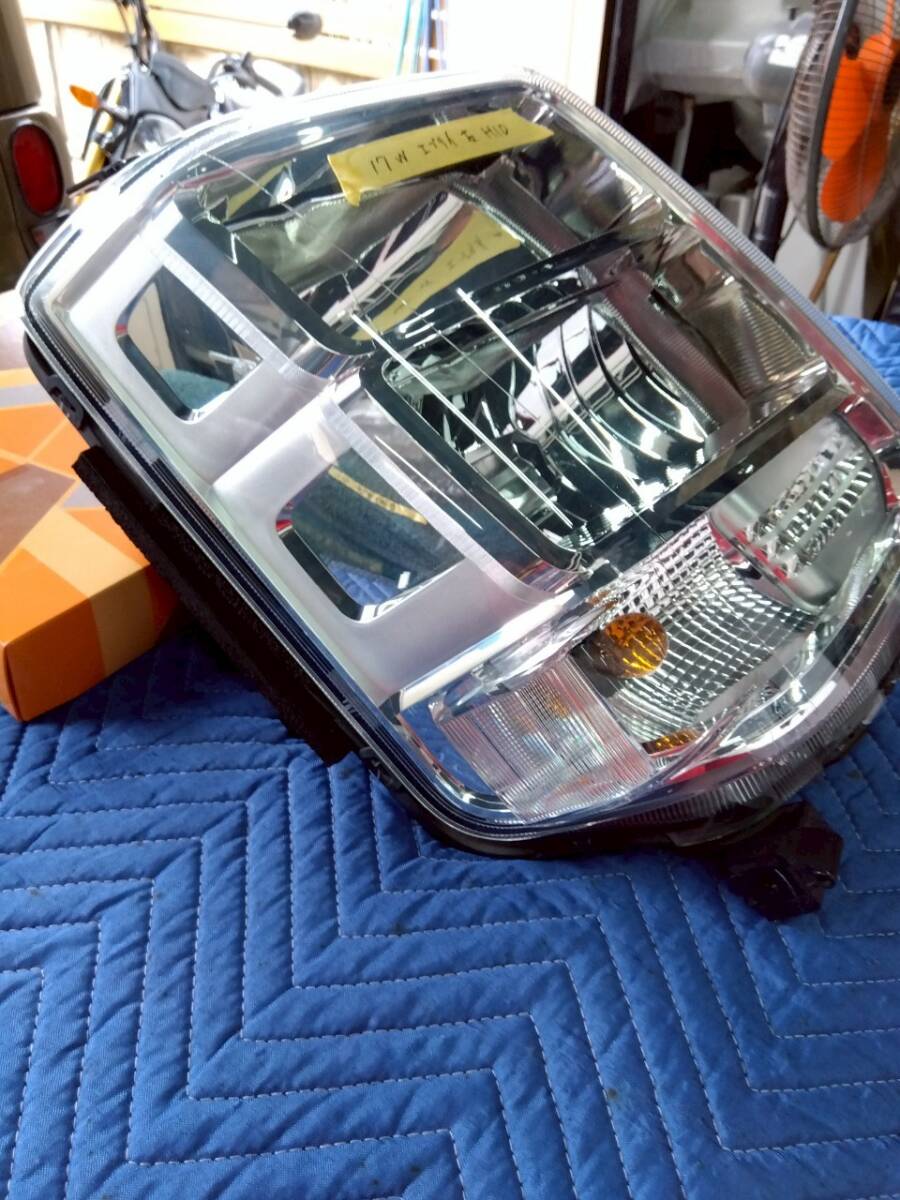 １７W系 エブリイワゴン HID ヘットライト右側_画像2