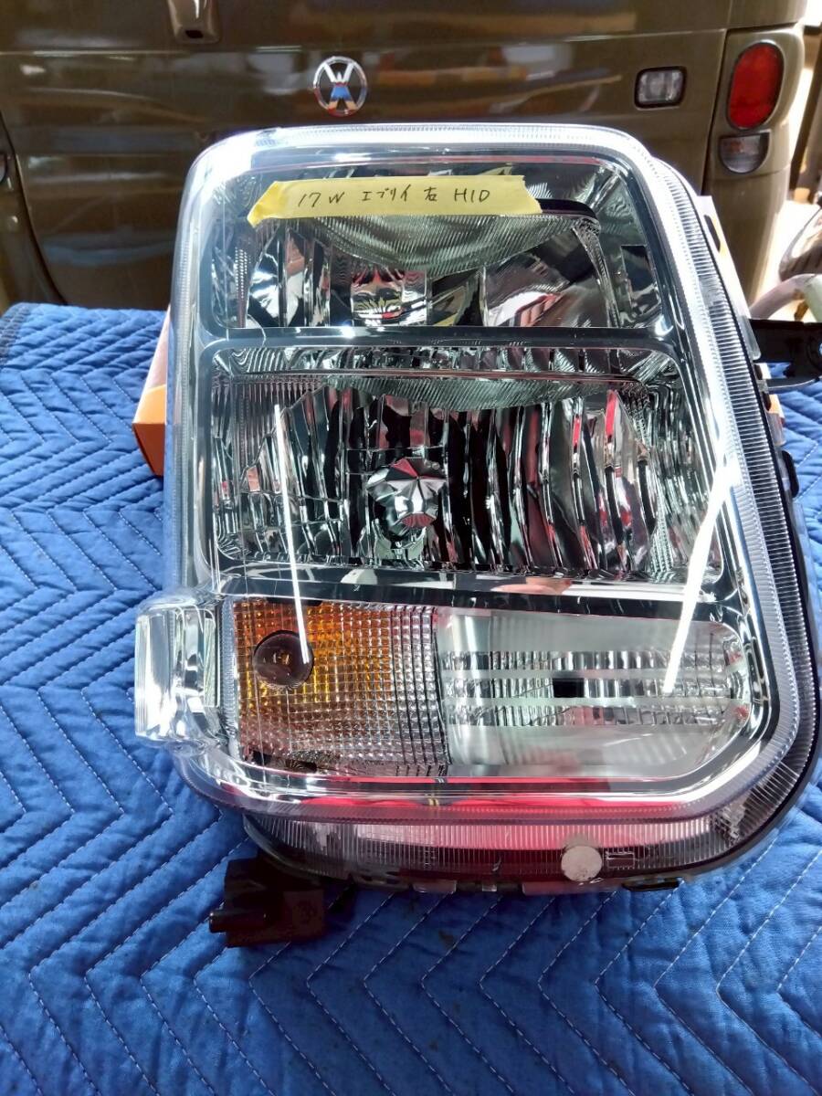 １７W系 エブリイワゴン HID ヘットライト右側_画像1