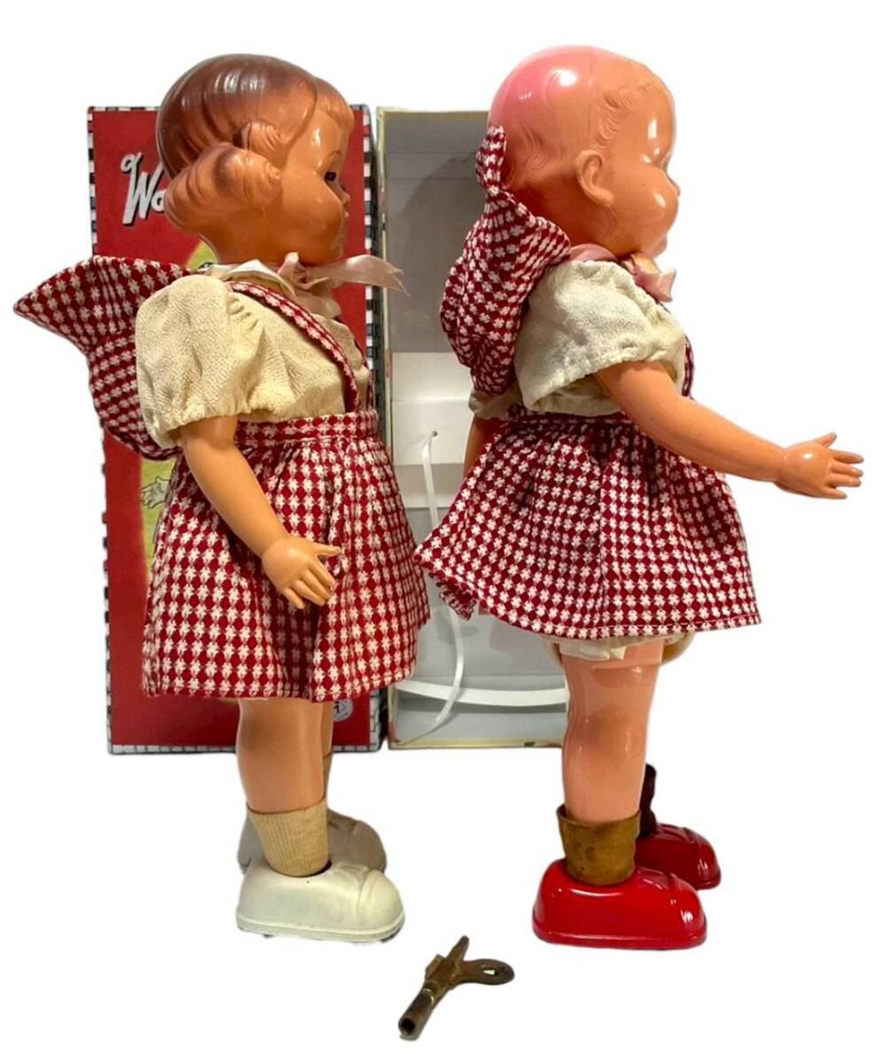 C9: [ как новый работа хороший ] супер редкий 1950 годы cup ru ходьба кукла zen мой жестяная пластина игрушка MT производства 33cm неиспользуемый товар белый обувь 