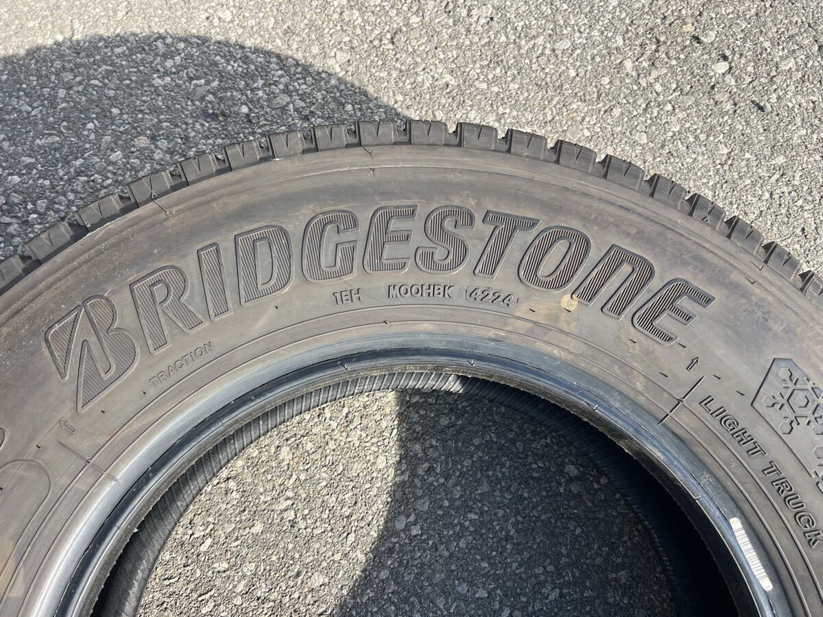 バリ山 ブリジストン BLIZZAK W989 205/85R16 117/115N LT 2024年 スタッドレスタイヤ6本セット_画像5