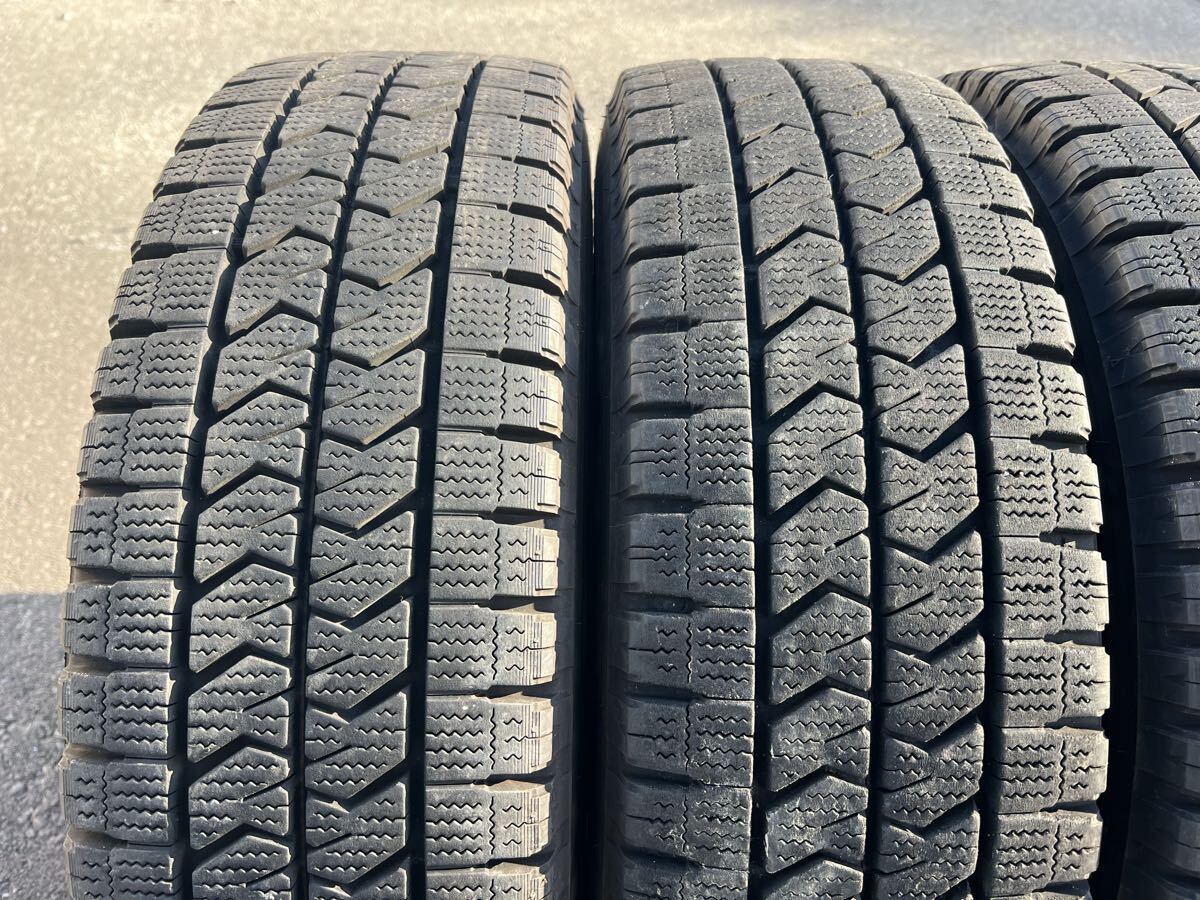 バリ溝　ブリヂストン BLIZZAK W989 225/70R16 117/115L LT 2024年 スタッドレスタイヤ6本セット_画像2