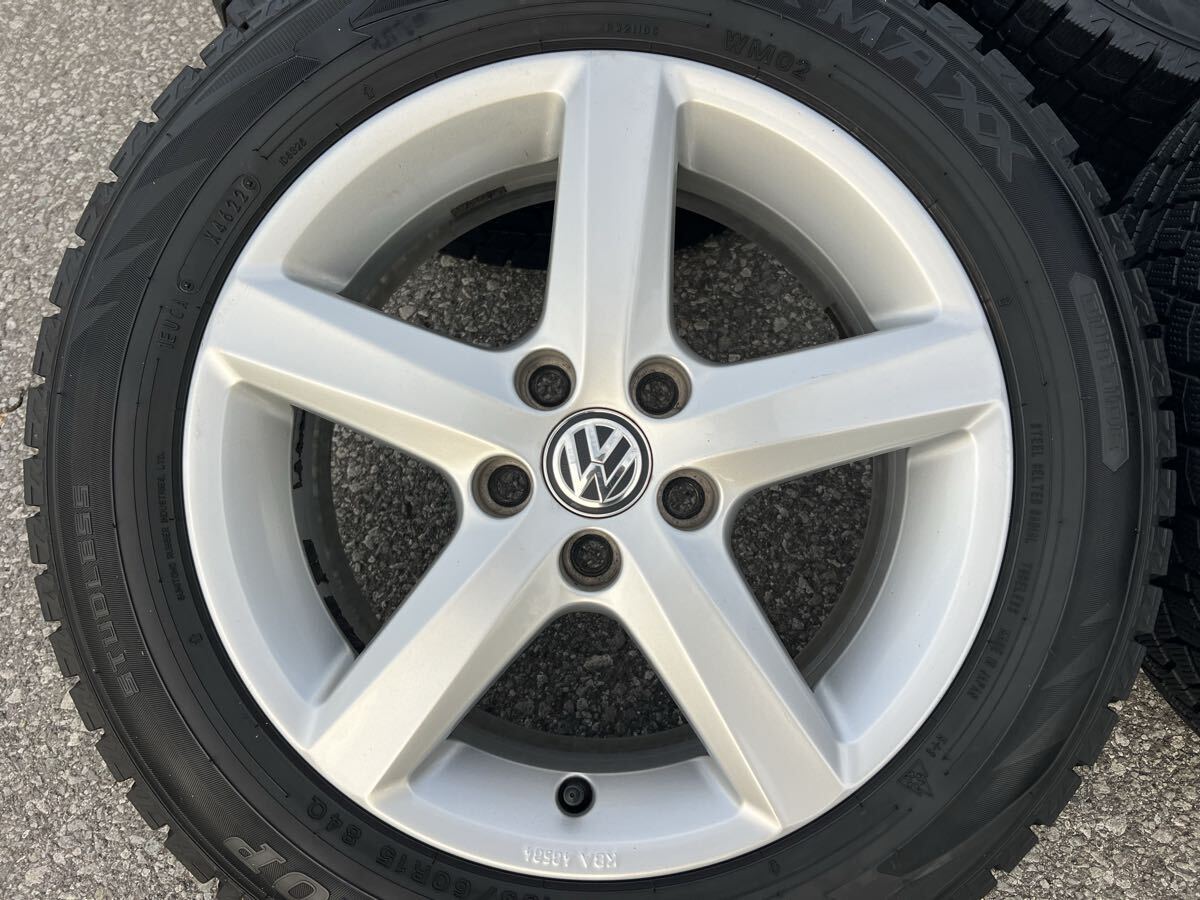 フォルクスワーゲン　ポロ純正　ダンロップWINTER MAXX02 185/60R15 84Q スタッドレスタイヤ4本セット_画像3
