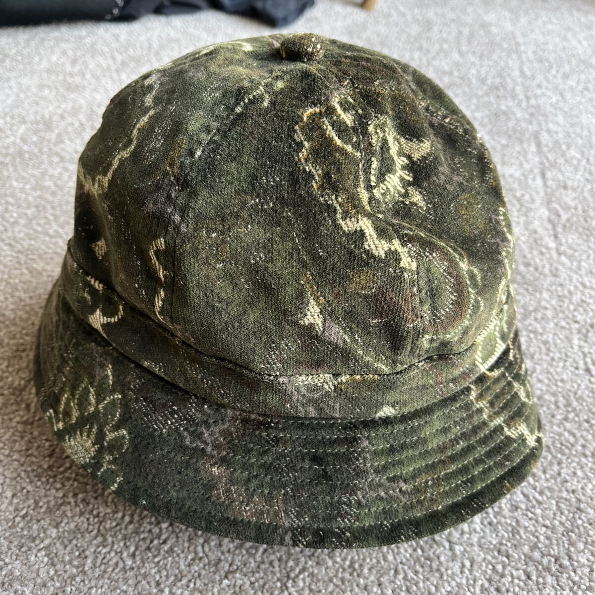 日本製 EIGHT THRITY エイトサーティー ベロア生地 ペイズリー柄 バケットハット oneサイズ 帽子 グリーン 頭周り61cm程度 中古品_画像2