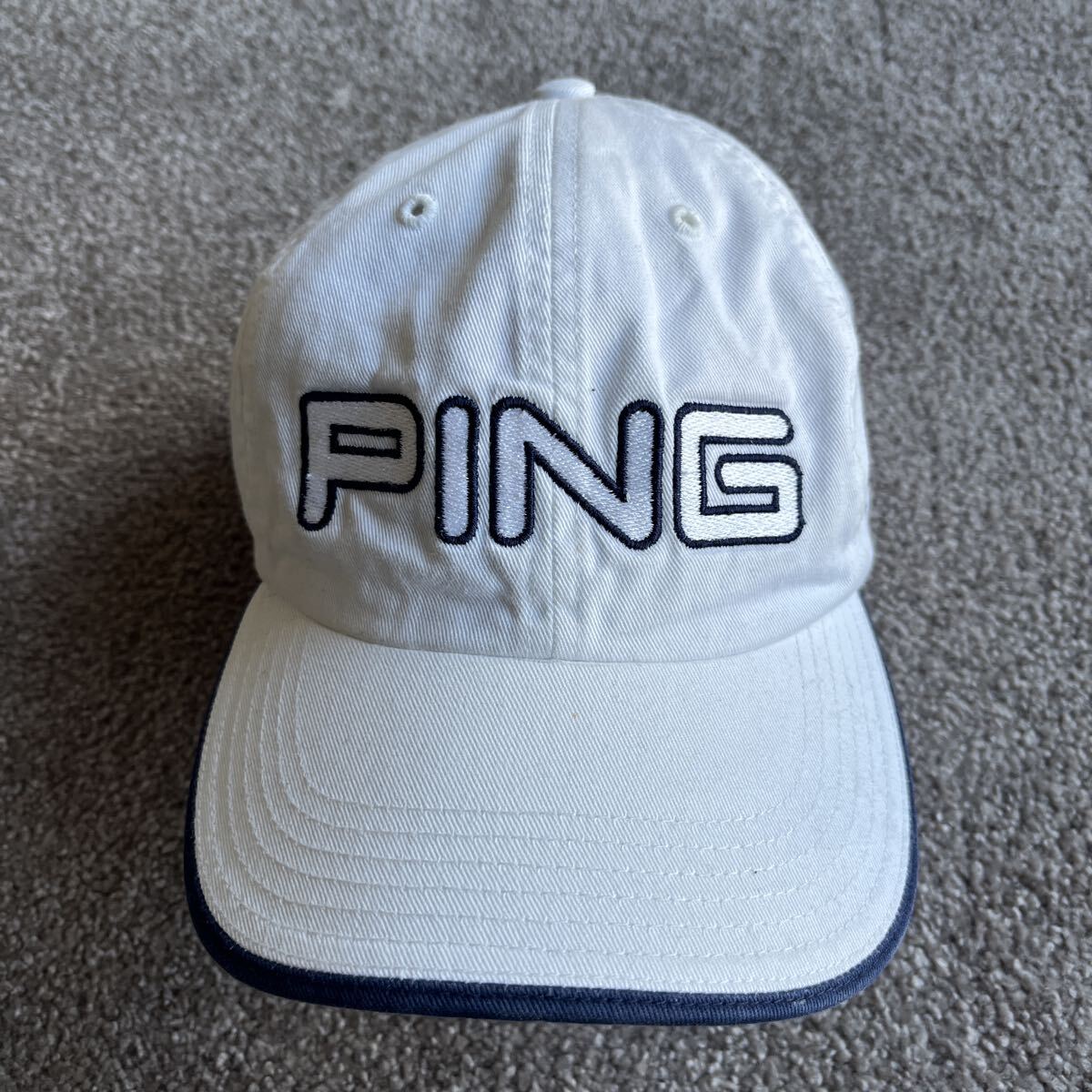 PING ピン ゴルフ用 キャップ　 帽子 ホワイト ロゴ刺繍 裏側汚れあり ゴルフキャップ PINGゴルフキャップ_画像1