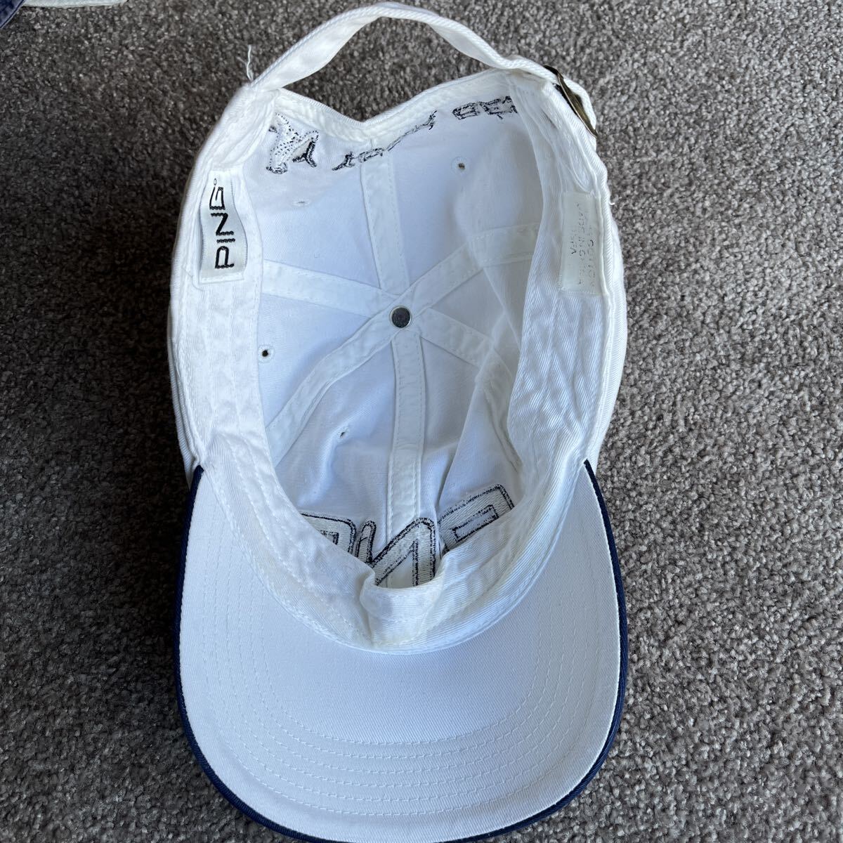 PING ピン ゴルフ用 キャップ　 帽子 ホワイト ロゴ刺繍 裏側汚れあり ゴルフキャップ PINGゴルフキャップ_画像5