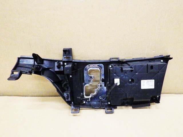 純正 エスティマ アエラス 3型 DBA-ACR55W 「パネルセット」 8インチ オーディオ エアコンスイッチ付_画像4