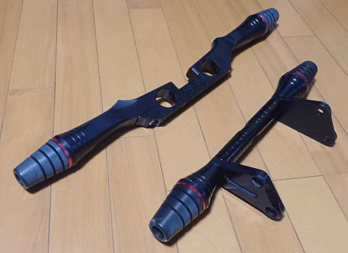 STRIKER DLIVE ガードスライダー アッパー/ロア XL883 XL1200 スポーツスター (DLI-GS107A-F2)フロントアッパー/ロア エンジンガード_画像3