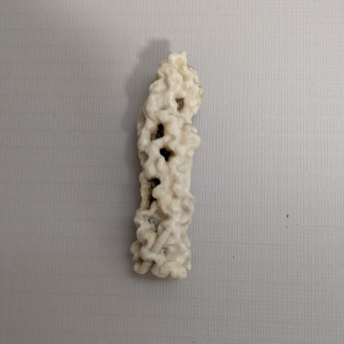 . остров доверие . настоящее время netsuke .. девушка .....