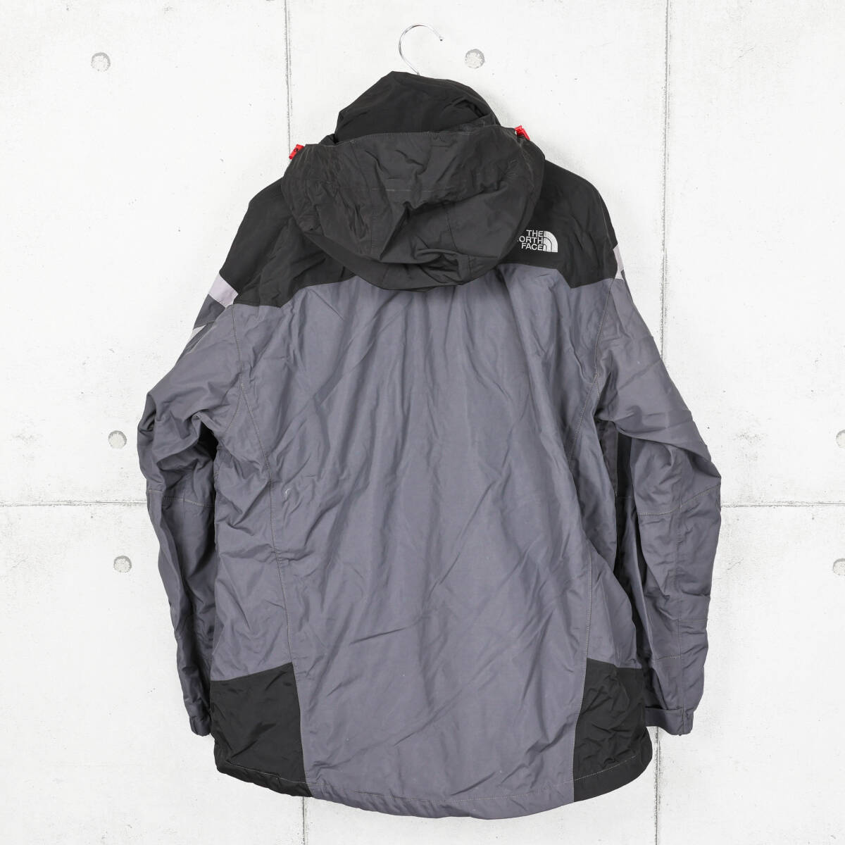 THE NORTH FACEノースフェイス◆ナイロンシェルジャケット◆チャコール×ブラック◆サイズL_画像2