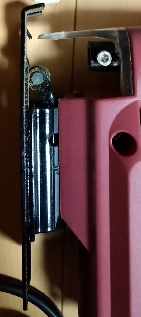  лобзик электроинструмент угловой n бесступенчатая коробка передач EJS10K разрез деревообработка большой . construction искривление линия угол .. разрез лезвие имеется электризация проверка settled руководство пользователя инструкция нет 