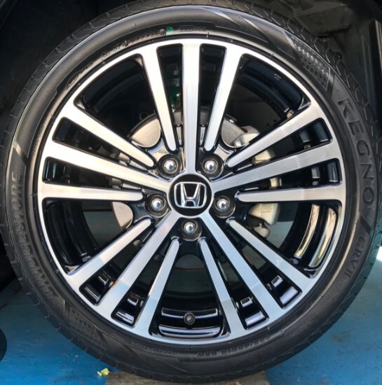 ☆４本セット☆オデッセイアブソルート純正18インチアルミホイール　７部山タイヤ付き_画像1