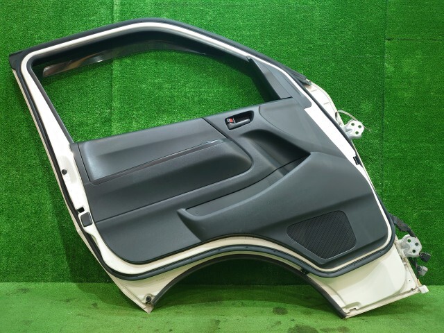 ハイエース CBF-TRH226S 左フロントドア アサヒ M2H3_画像2