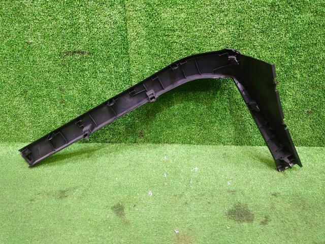 エスクァイア ノア ヴォクシー DBA-ZRR80G グローブBOX 55042-28080-C0 助手席側上部小物入れ_画像9