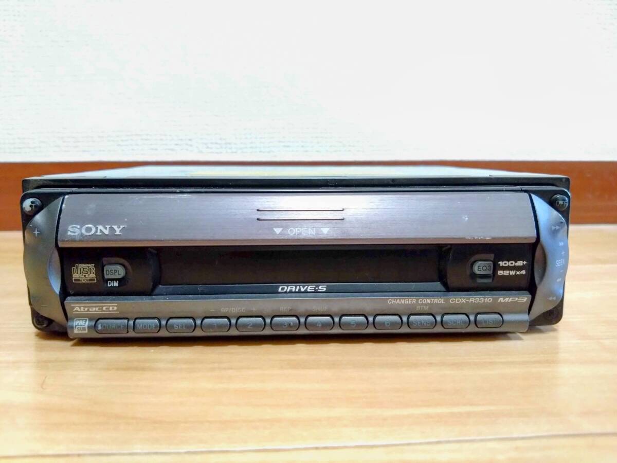 【中古品】ソニー1DINカーオーディオ MD/CDコントロール機能付 MP3対応 FM/AM CDプレーヤー CDX-R3310_画像1