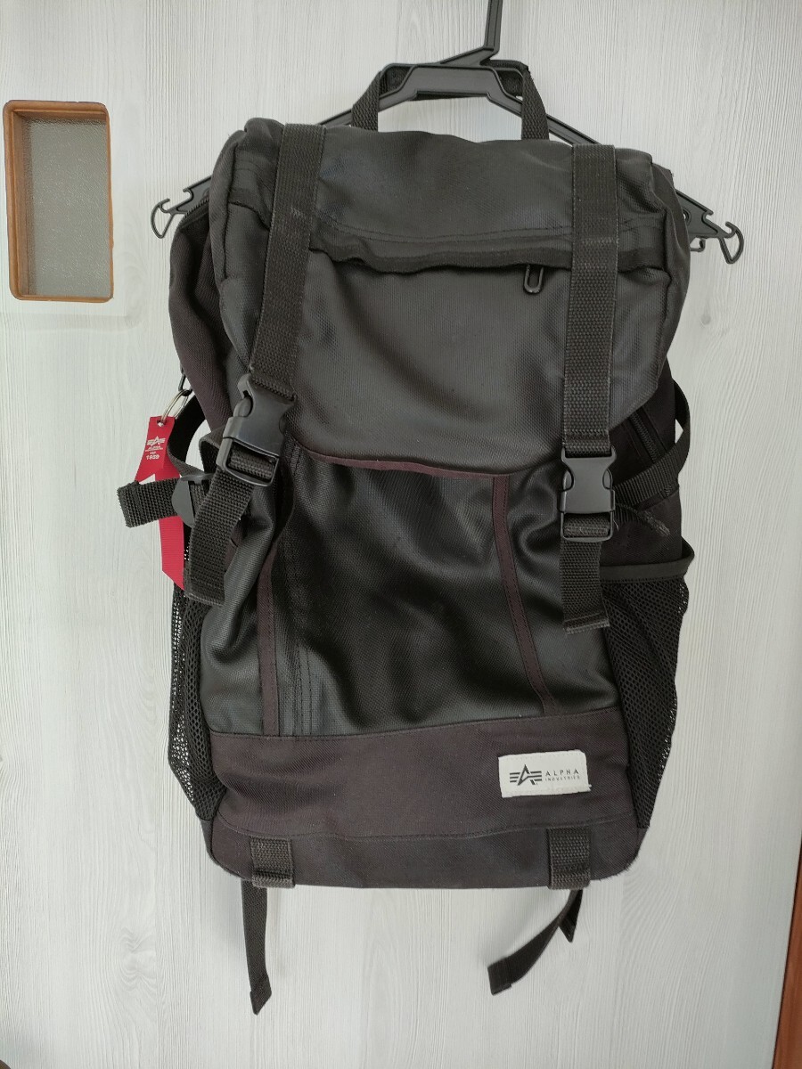 ●ALPHA INDUSTRIES 黒 バックパック / 大容量 デイパック リュック メンズ リュック バックパック ブラック リュックサック 大容量 黒_画像1