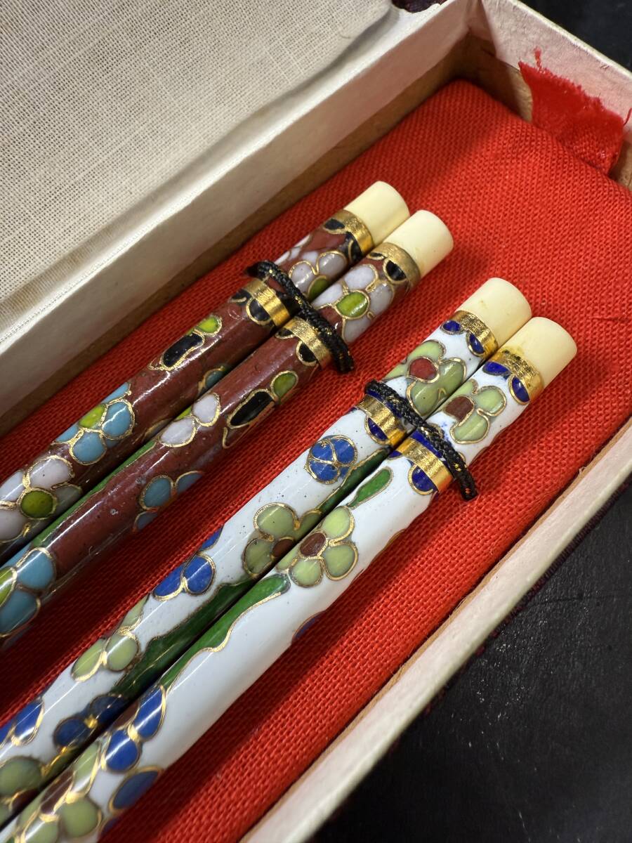 ★コレクター必見 未使用 中国? 七宝 箸 二膳 夫婦箸 はし 工芸品 高級品 コレクション 現状品 Se363_画像2