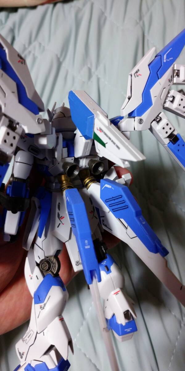HGBF 1/144 Hi-νガンダムヴレイブ 完成品 ガンプラ ハイニューガンダム_画像6