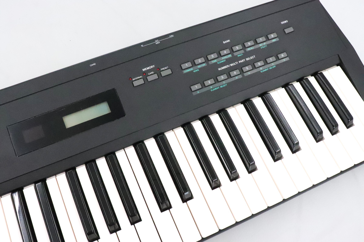 ★【動作OK】【付属品付き】YAMAHA ヤマハ SY35 / KS15 / LG100 / MDR-5 / PA-3C / PA-3 シンセサイザー 電子ピアノ_BFM_C1021-F018_画像3