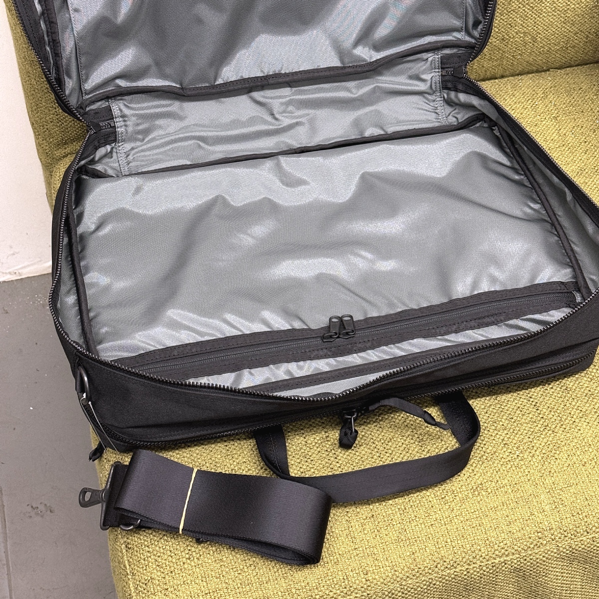 # не использовался # Porter inter laktib2Way портфель 536-16151 черный * over Night портфель