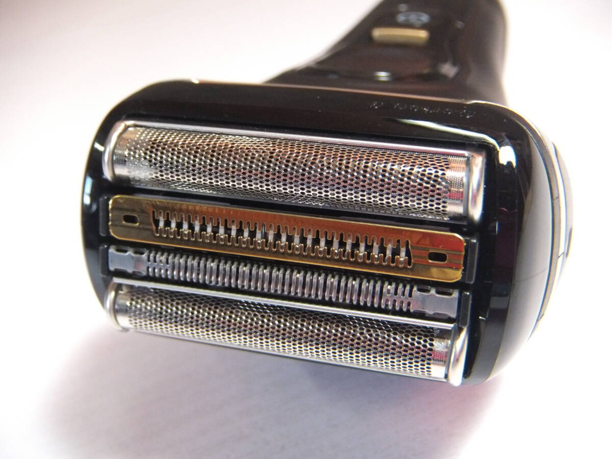 未使用 展示品★BRAUN ブラウン★電気シェーバー シリーズ9 Sport+ type5793 9310s 9350cc 9360cc_画像4