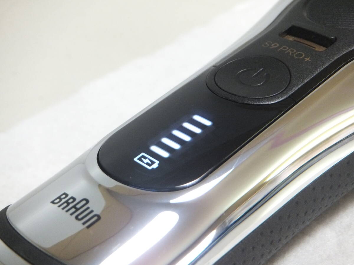 未使用 展示品★BRAUN ブラウン★電気シェーバー シリーズ9 PRO+ type5793_画像5