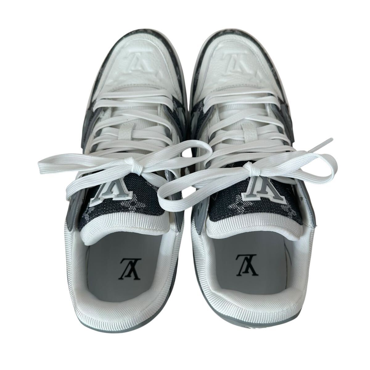 LOUIS VUITTON tray na- линия монограмма Denim серый 