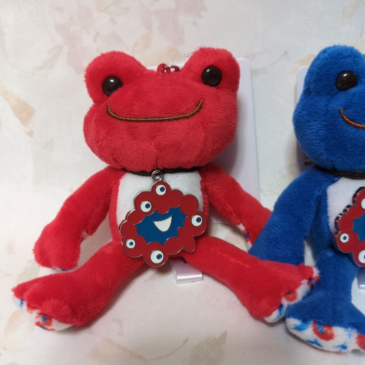 かえるのピクルス EXPO2025 ミャクミャク 大阪関西万博 青 赤 マスコット キーホルダー_画像2