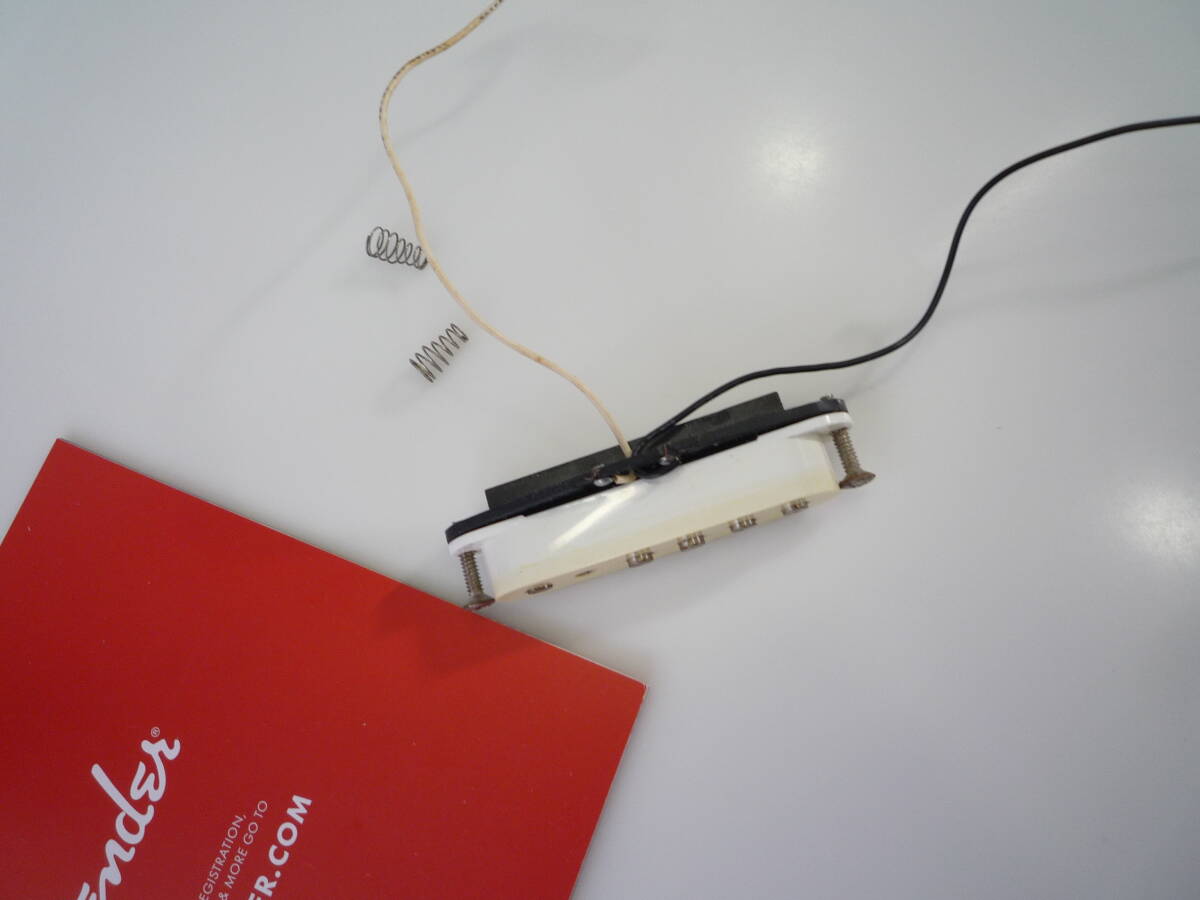 FENDER 　japan ストラト　ピックアップ フロント_画像1