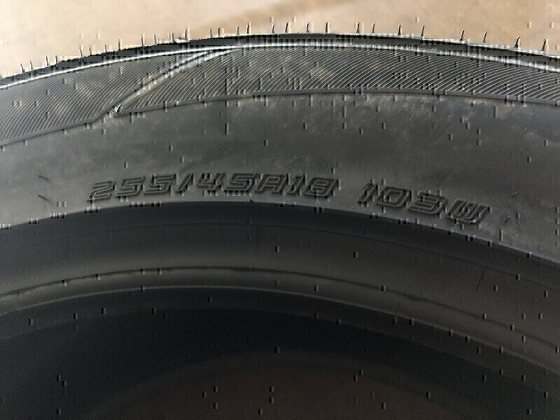 アウトレット品 送料無料 2016年製 未使用品 (55DS122)DUNLOP VEURO VE302 255/45R18 103W 4本 夏タイヤ_画像4