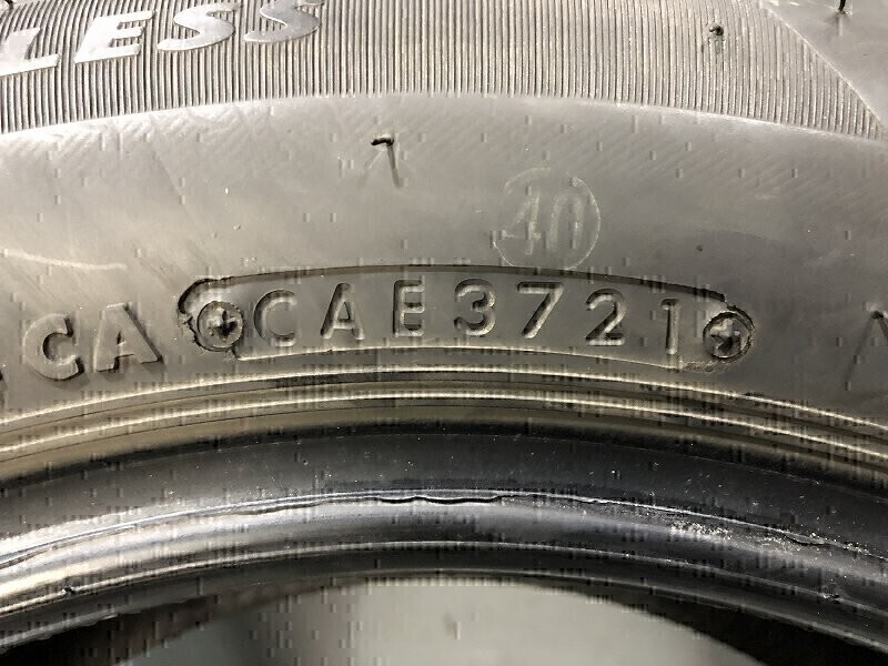 (PW6L318)185/60R15 BRIDGESTONE VRX2 2本 スタッドレスタイヤ 送料無料 アクア フィット ヤリス シエンタ フィールダー 15インチ_画像4