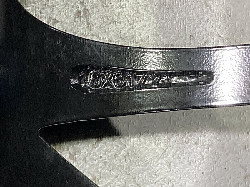 新品タイヤ付き(4F268) 中古美品ホイール 16x6.5J 5穴 114.3 + PIRELLI POWERGY 215/60R16 99V XL 夏タイヤ_画像5