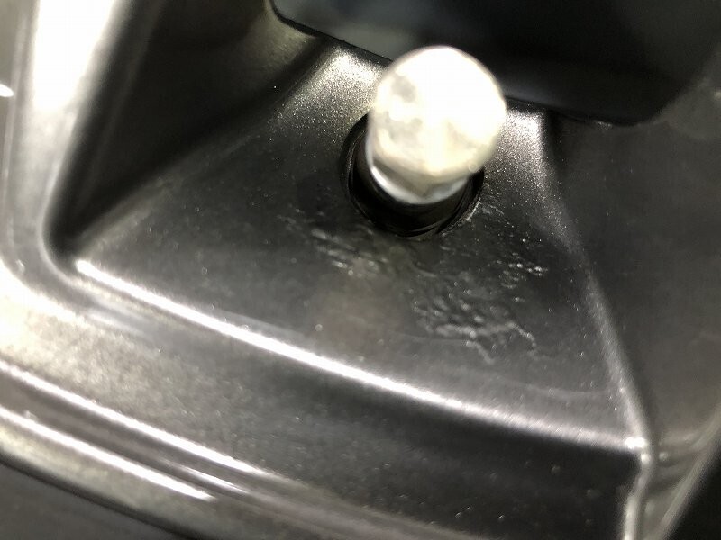 (WW7J013M)SIBILLA 15x6J 5穴 114.3 + BRIDGESTONE VRX3 195/65R15 2022年 スタッドレス 冬タイヤ 送料無料 セレナ ノア ルミオン オーリス_画像9