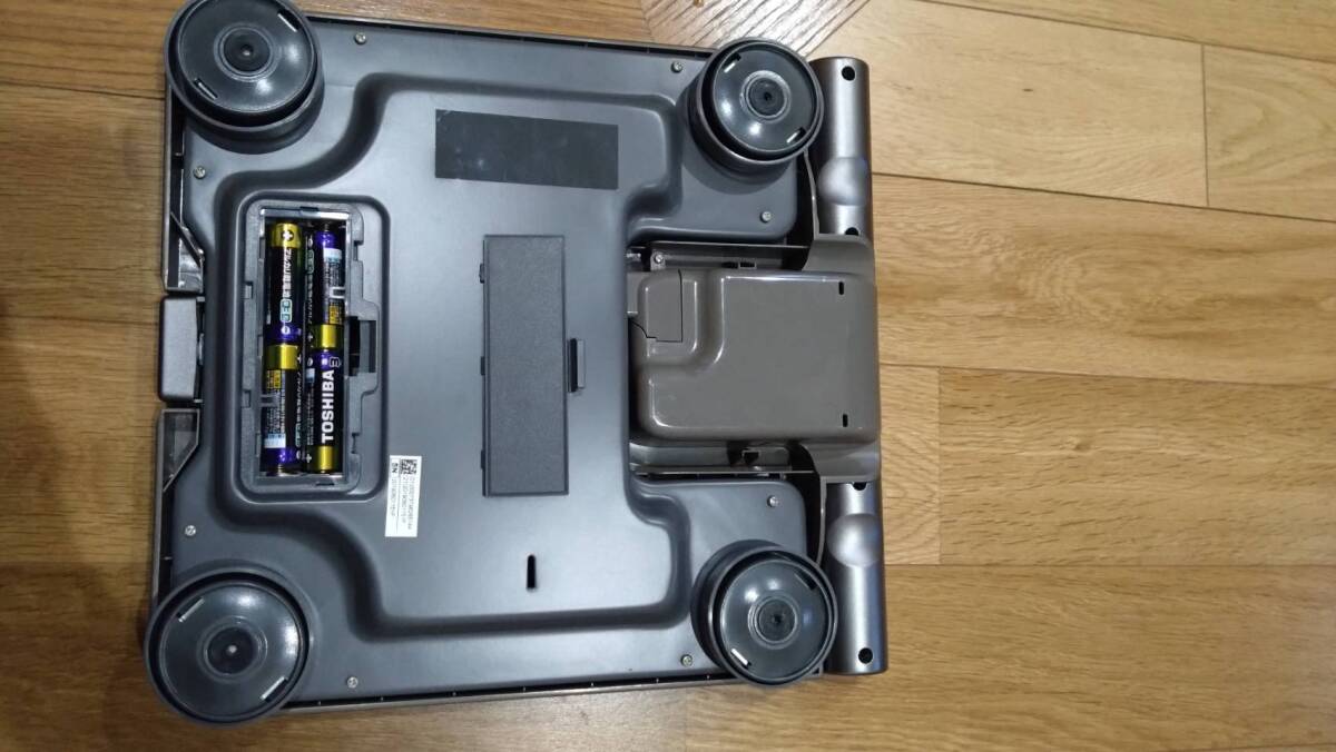 <Used>Omron HBF-514C Full Body Composition Sensing Monitor and Scale by Omron_画像5