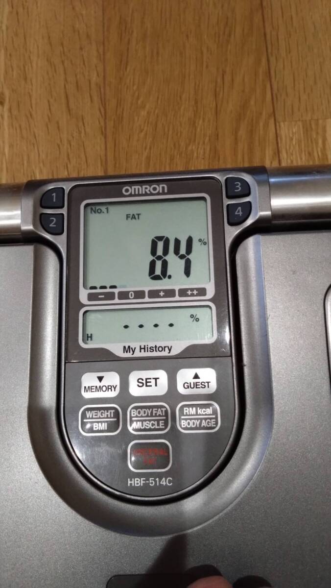 <Used>Omron HBF-514C Full Body Composition Sensing Monitor and Scale by Omron_画像8