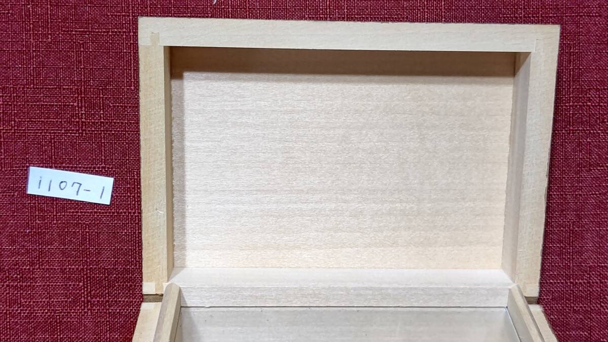 1107-1 スイス製 伝統工芸品 SWISS MUSICAL MOVEMENT オルゴール MAPSA 10.8×7.7×6㎝ 曲目:エーデルワイス 動作確認_画像8