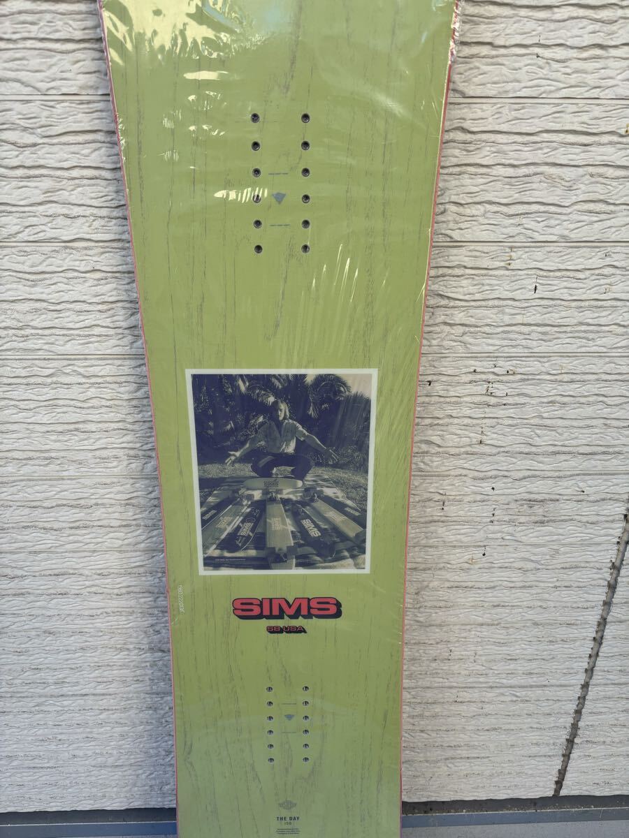 新古品　SIMS スノーボード 板 スノボ　2022-2023 THE DAY 156㎝　ダブルキャンバー　グラトリ　パウダー_画像2