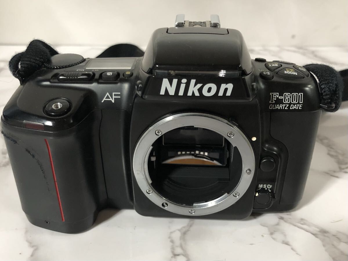 572.[ работа товар ] Nikon однообъективный зеркальный пленочный фотоаппарат F-601 AF линзы NIKKOR 28-70mm 1 иен ~