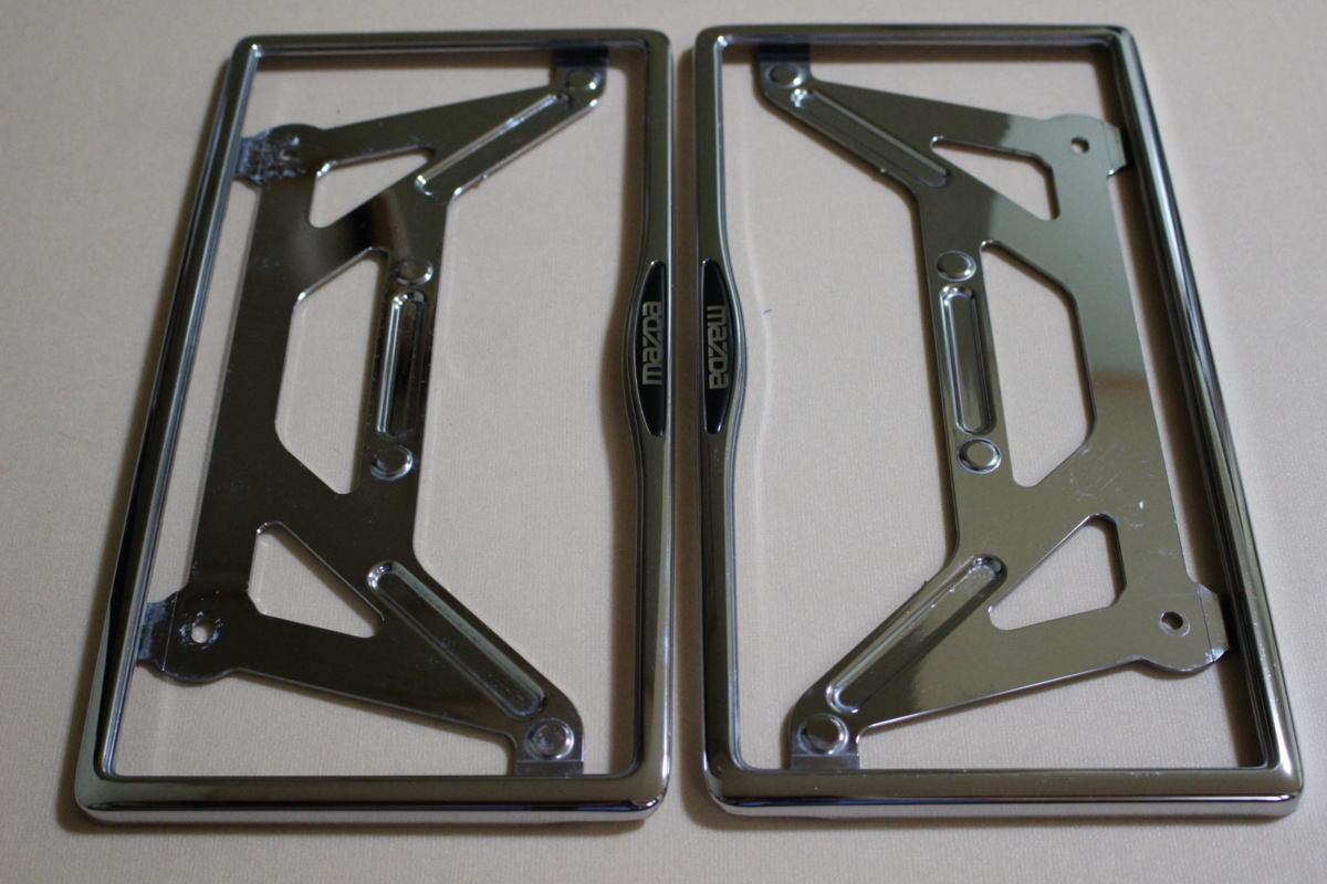 MAZDAマツダ純正OP◆シルバーメッキナンバーフレーム◆CX-3・CX-5・CX-8・CX-30・MAZDA2・MAZDA3・MAZDA6・MX-30等◆2枚_画像4
