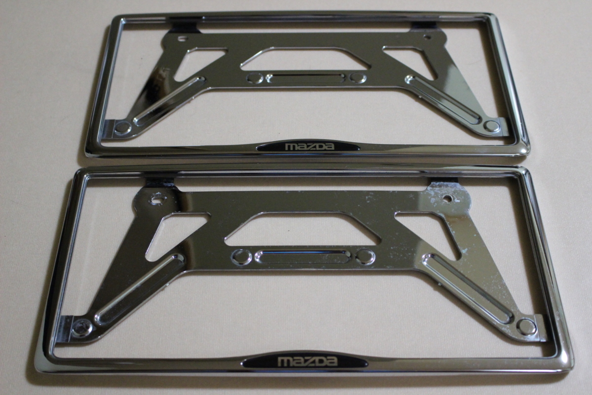 MAZDAマツダ純正OP◆シルバーメッキナンバーフレーム◆CX-3・CX-5・CX-8・CX-30・MAZDA2・MAZDA3・MAZDA6・MX-30等◆2枚_画像2